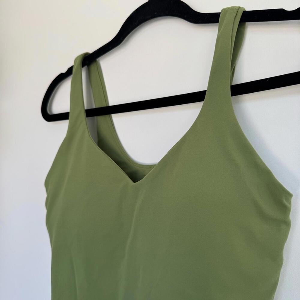 Lululemon Align Waist-Length Tank Top
Green Foliage - Picture 5 of 8
